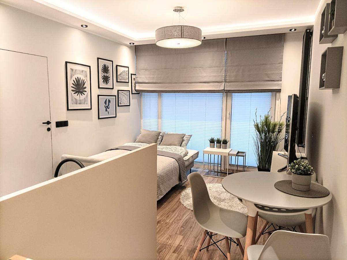 Beautiful Days In Lodz Apartment Exterior photo